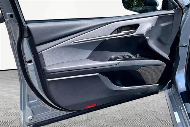 Certified Used 2025 CELESTIAL SILVER Toyota  image 21