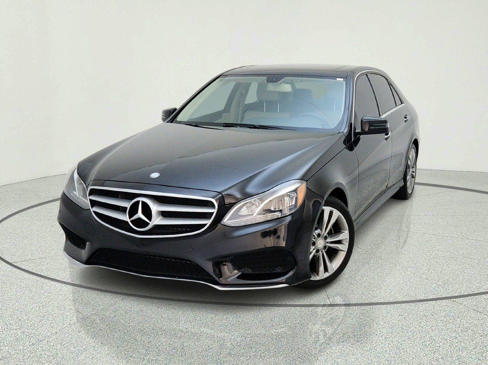 Used 2014 Black Mercedes-Benz E 350 Sport image 2