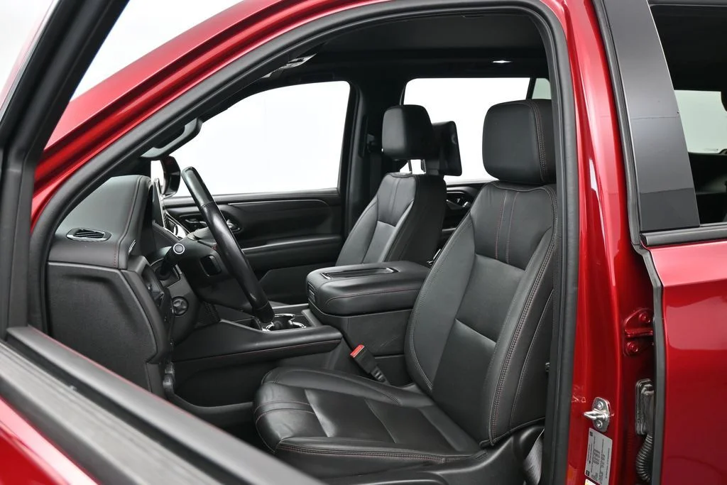 Used 2022 Cherry Red Tintcoat Chevrolet RST image 9