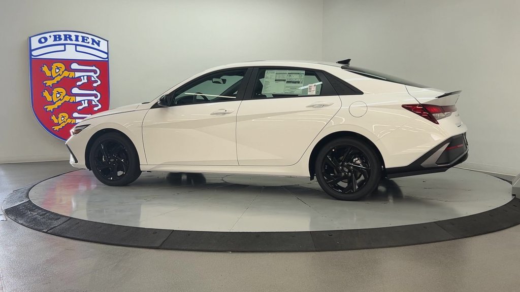 Used 2026 White Hyundai SEL Sport image 4