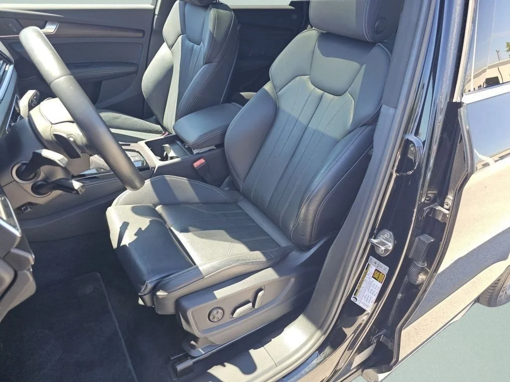 Used 2023 Black Metallic Audi S line Premium Plus image 6