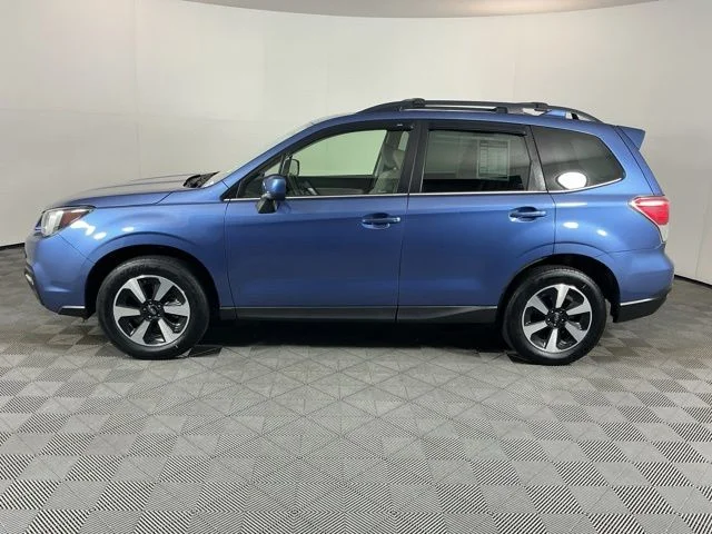 Used 2018 Blue Subaru 2.5i Limited image 6