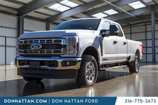 2026 Ford Super Duty F-350® XLT