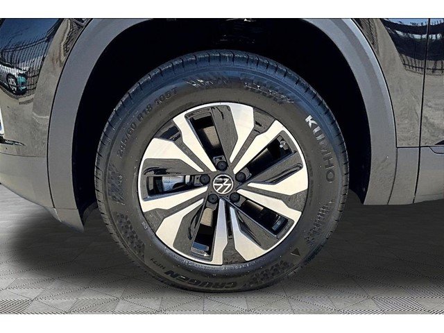 New 2026 Deep Black Pearl Volkswagen 2.0T SE image 33