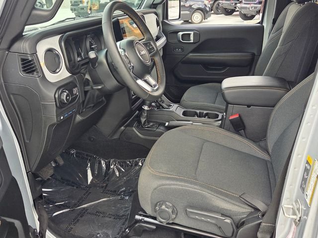 Used 2024 Silver Jeep Sahara 4xe image 14