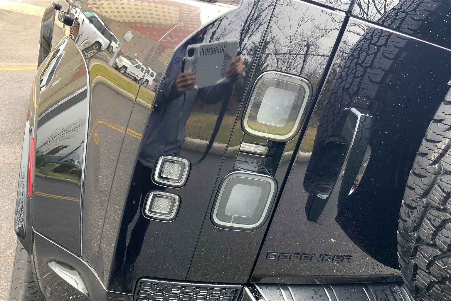 New 2026 Narvik Black Land Rover OCTA Black image 14