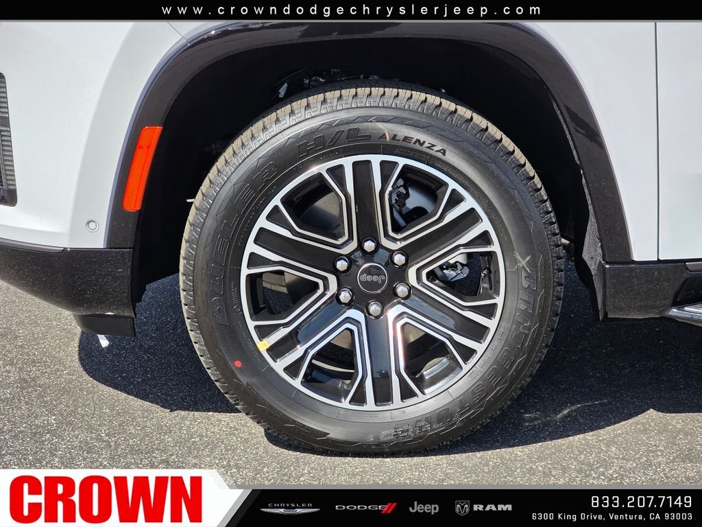 New 2026 Bright White Clear-Coat Exterior Paint Jeep  image 9