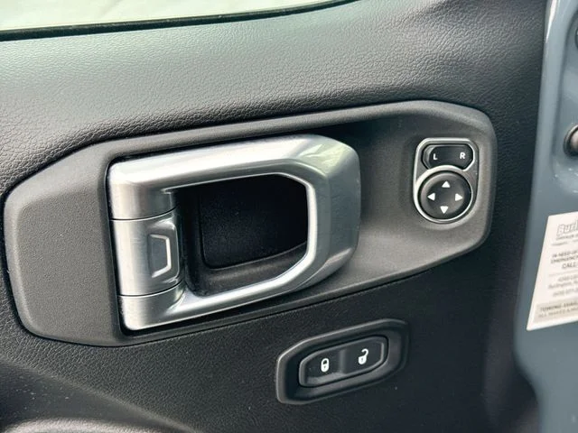 Used 2024 Gray Jeep Sport S 4xe image 13