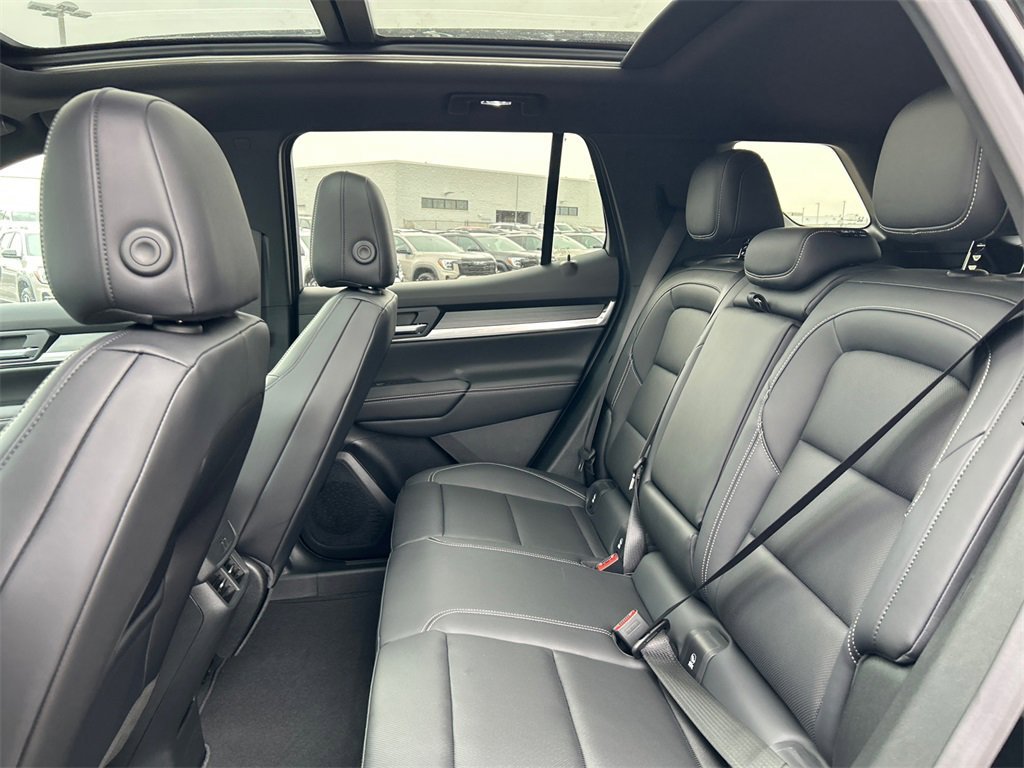 2026 GMC TERRAIN - Image 32