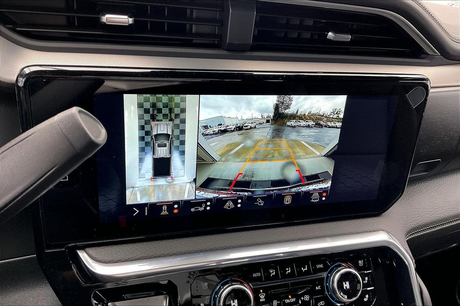2026 GMC Sierra 2500HD Denali - Photo 13