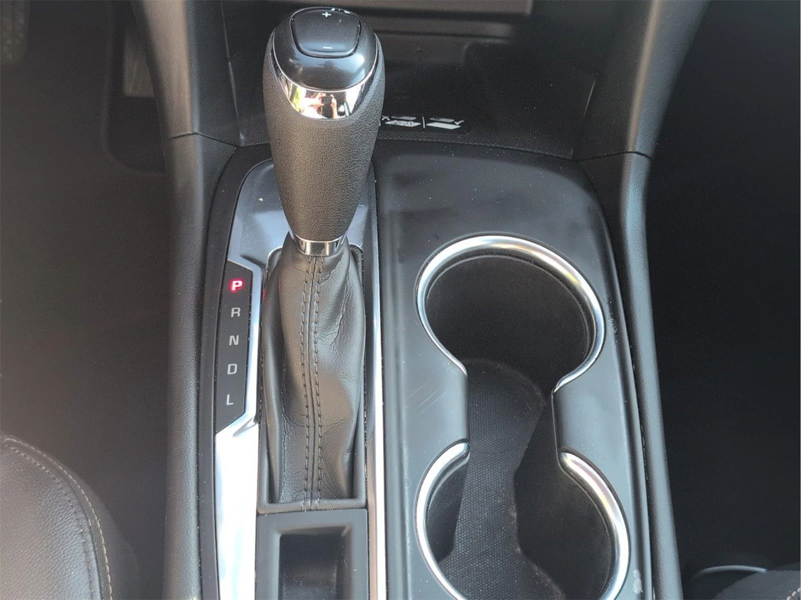 Used 2021 SILVER ICE METALLIC Chevrolet Premier image 20