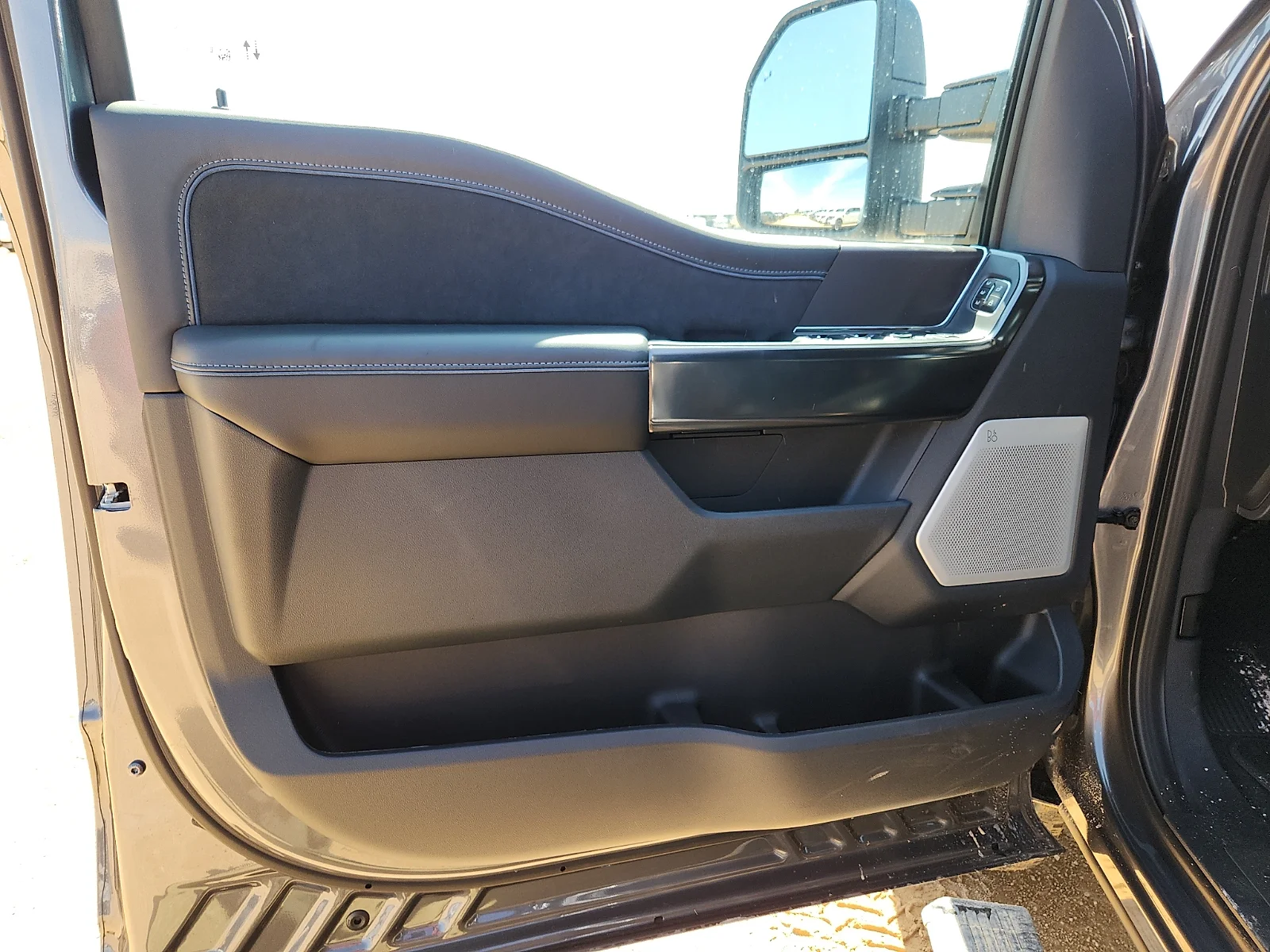 New 2026 Carbonized Gray Metallic Ford F-250® Platinum® image 14