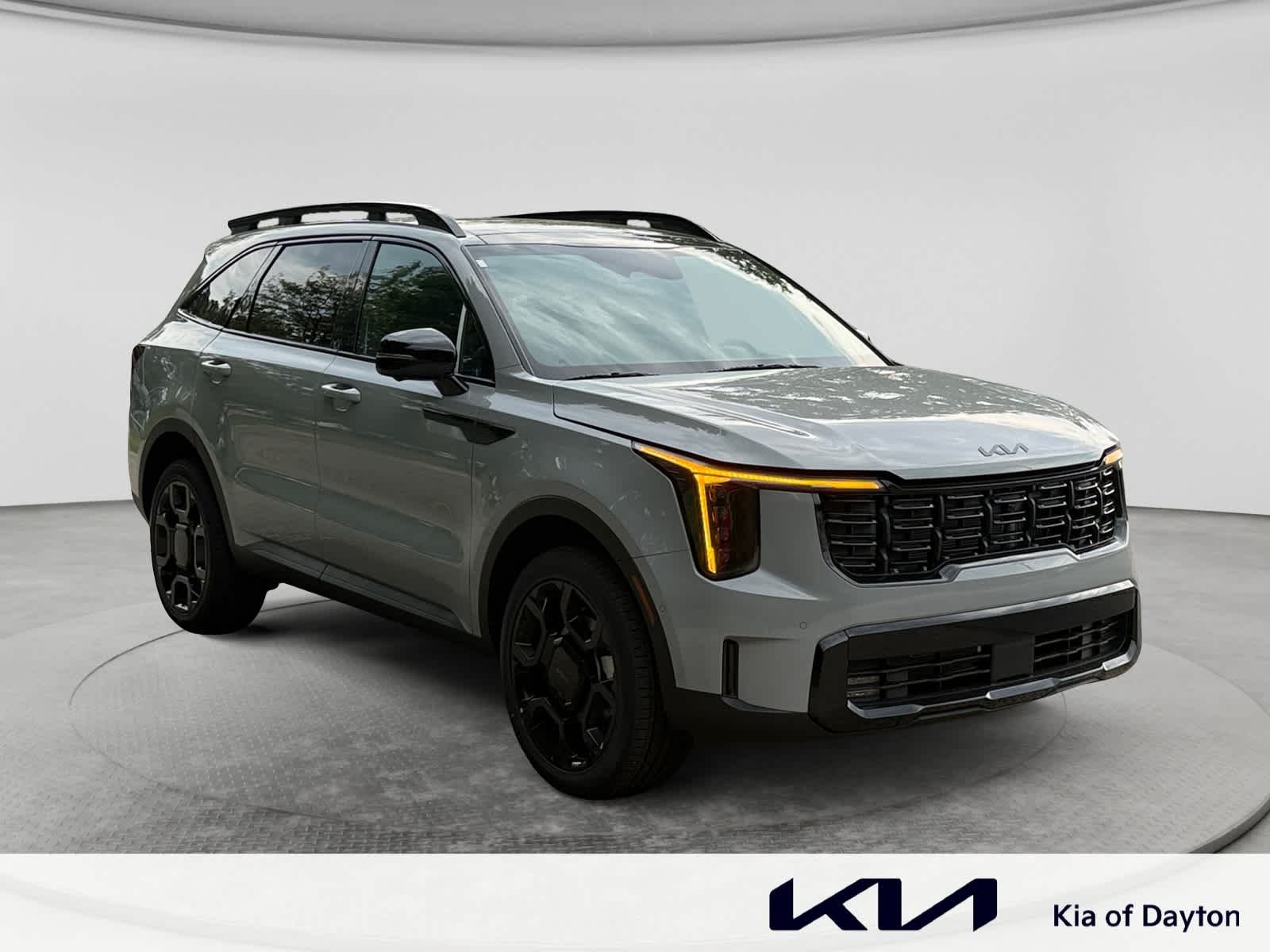 New 2026 Wolf Gray Kia X-Line SX Prestige image 3