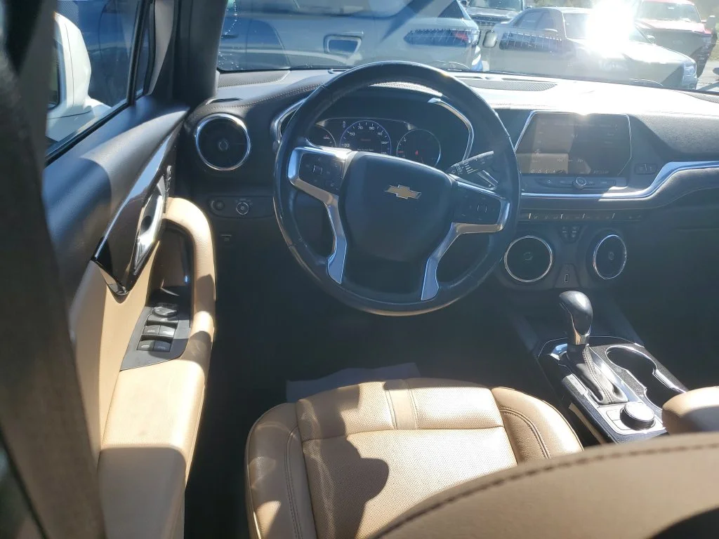 Certified Used 2019 White Chevrolet Premier image 11