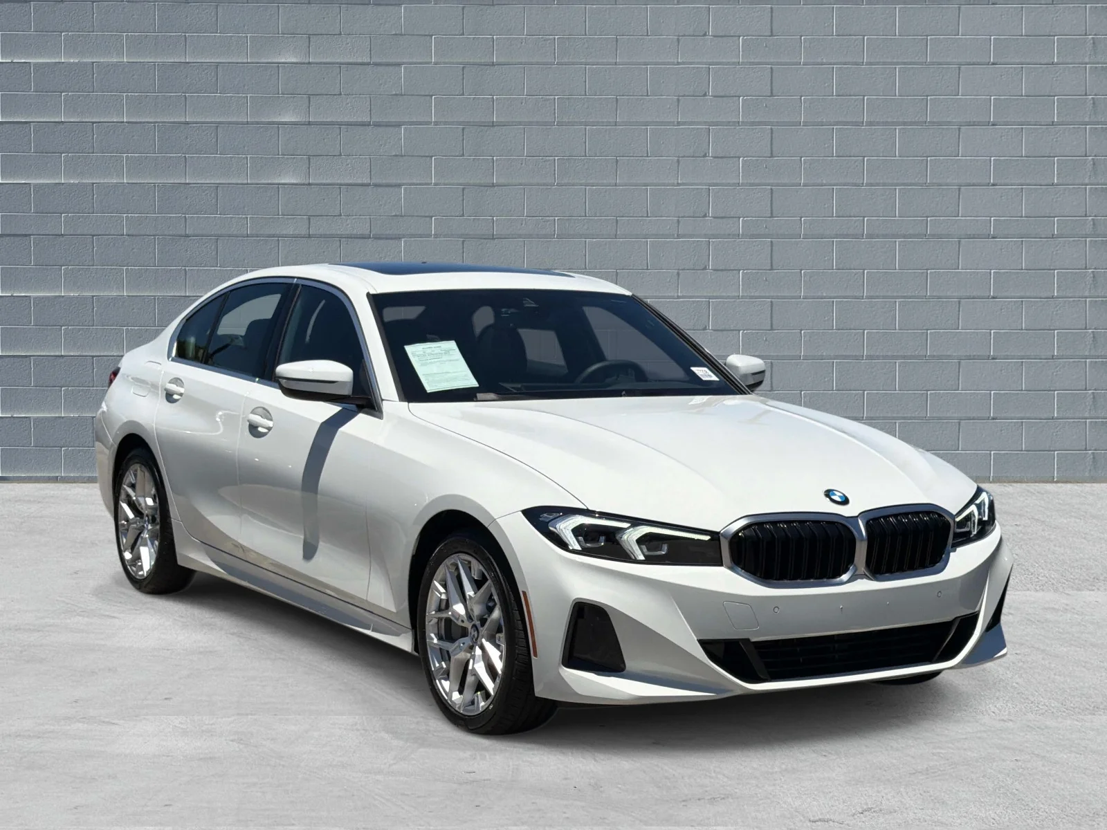 Used 2025 Alpine White BMW 330i Sedan image 1