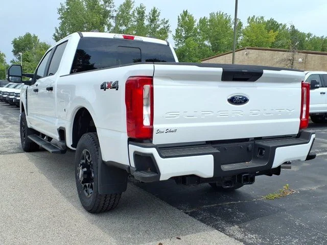 New 2026 White Ford XL image 19