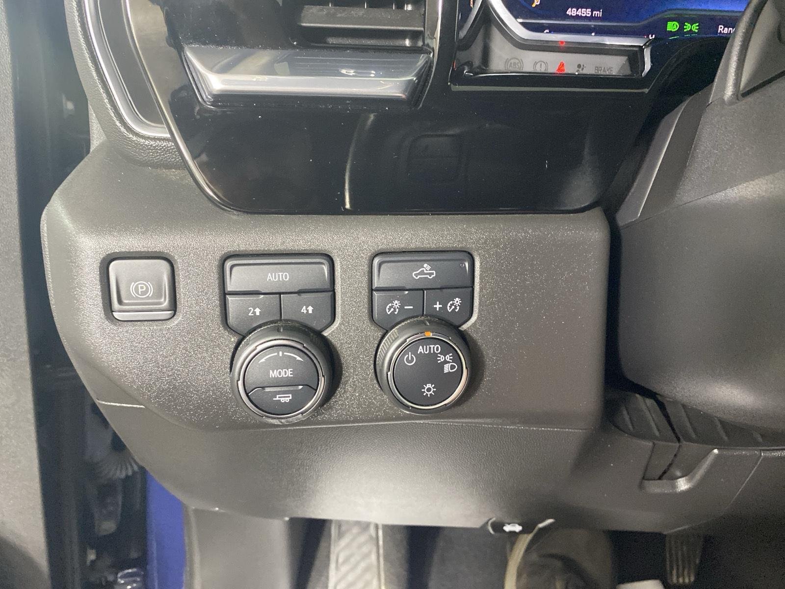 Used 2023 Northsky Blue Metallic Chevrolet LT image 23