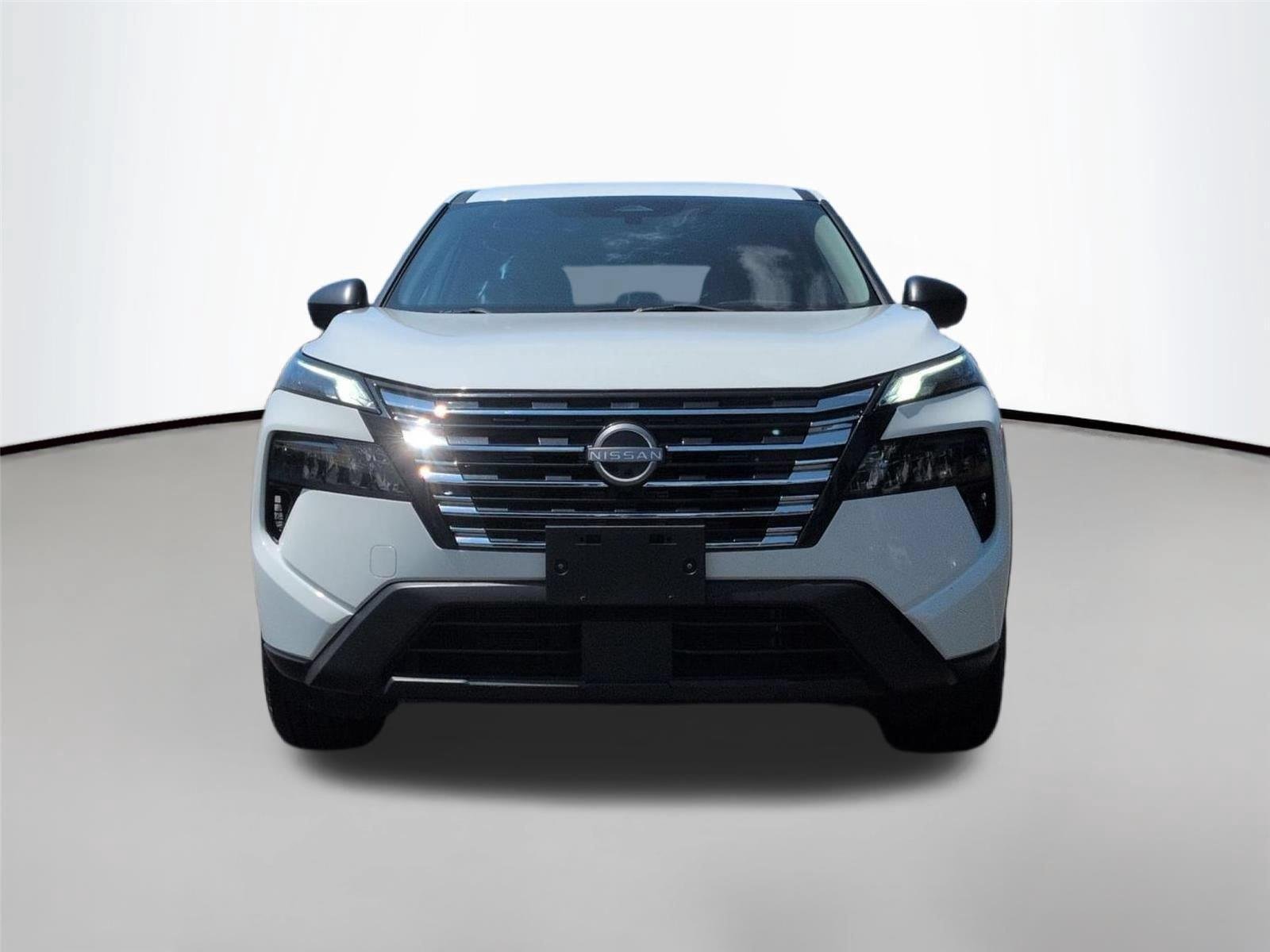 Used 2024 Glacier White Nissan S image 8