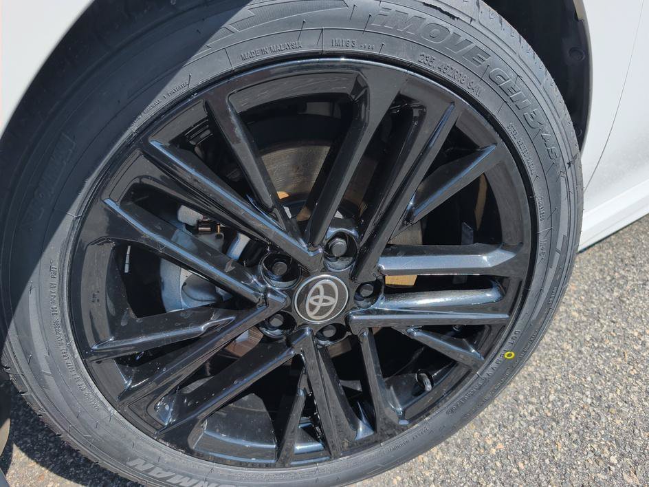 Used 2025 Ice Toyota SE image 7
