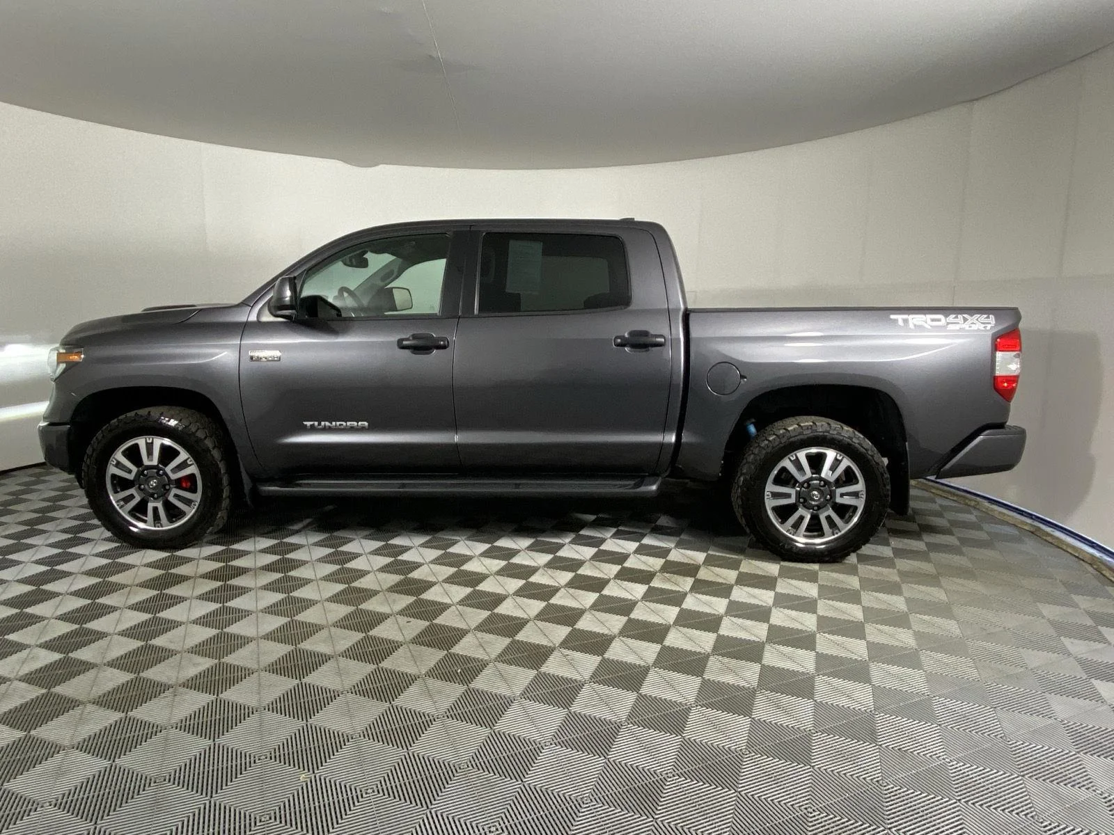 Used 2021 Magnetic Gray Metallic Toyota SR5 image 11