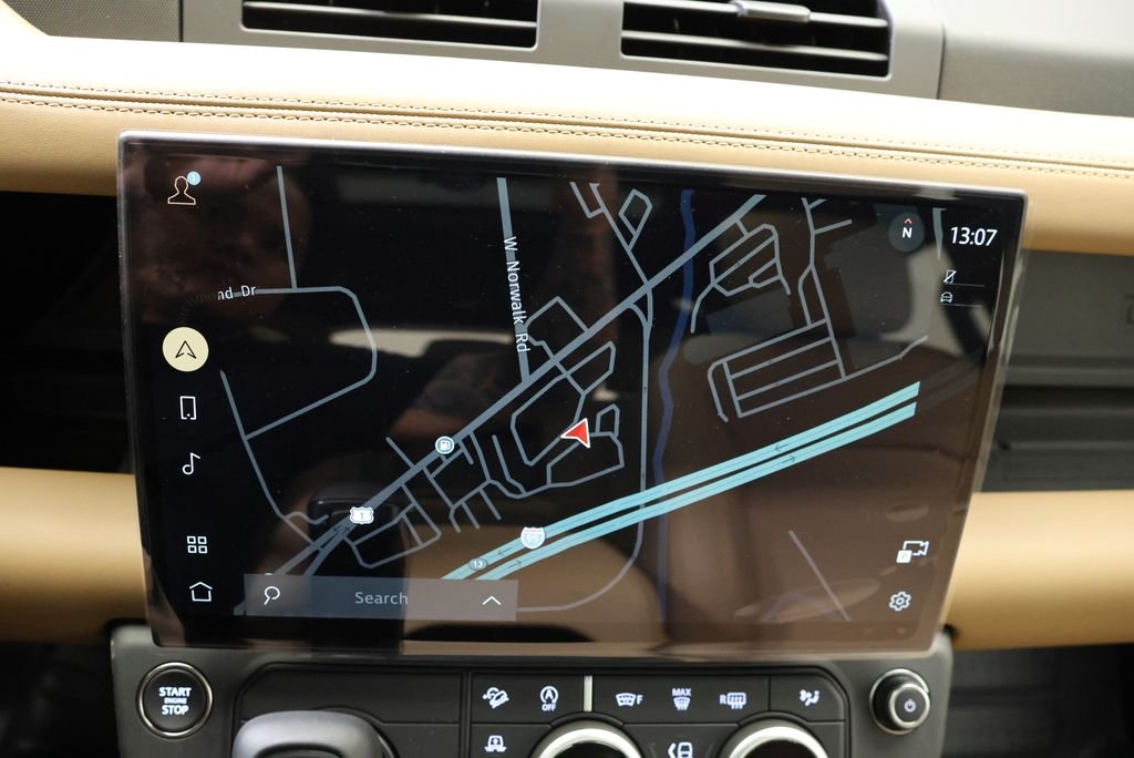 2026 Land Rover Defender X-Dynamic SE - Photo 22