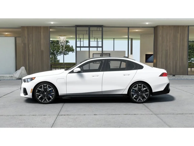 New 2027 Alpine White BMW 550e xDrive image 4