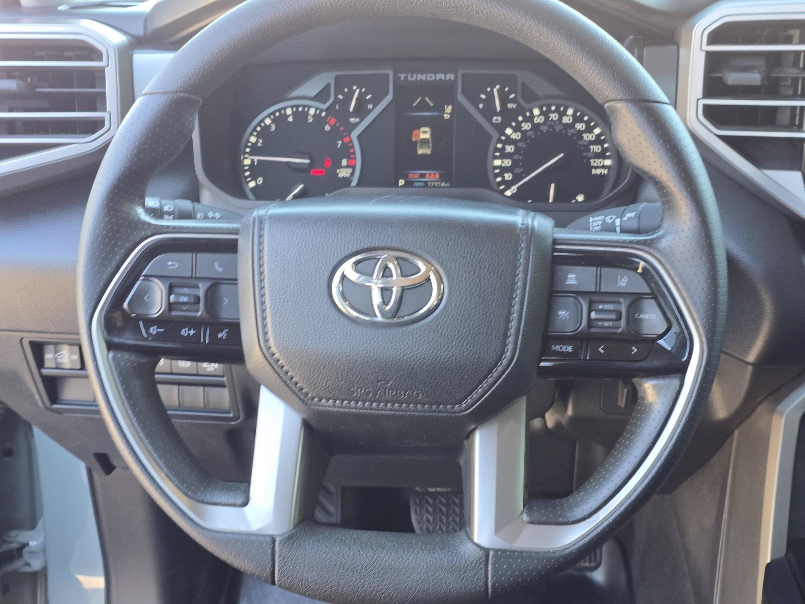 2024 Toyota Tundra SR5 - Photo 18