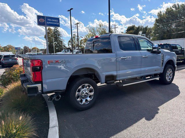 New 2026 Glacier Gray Metallic Tri-Coat Ford F-350® Lariat® image 3