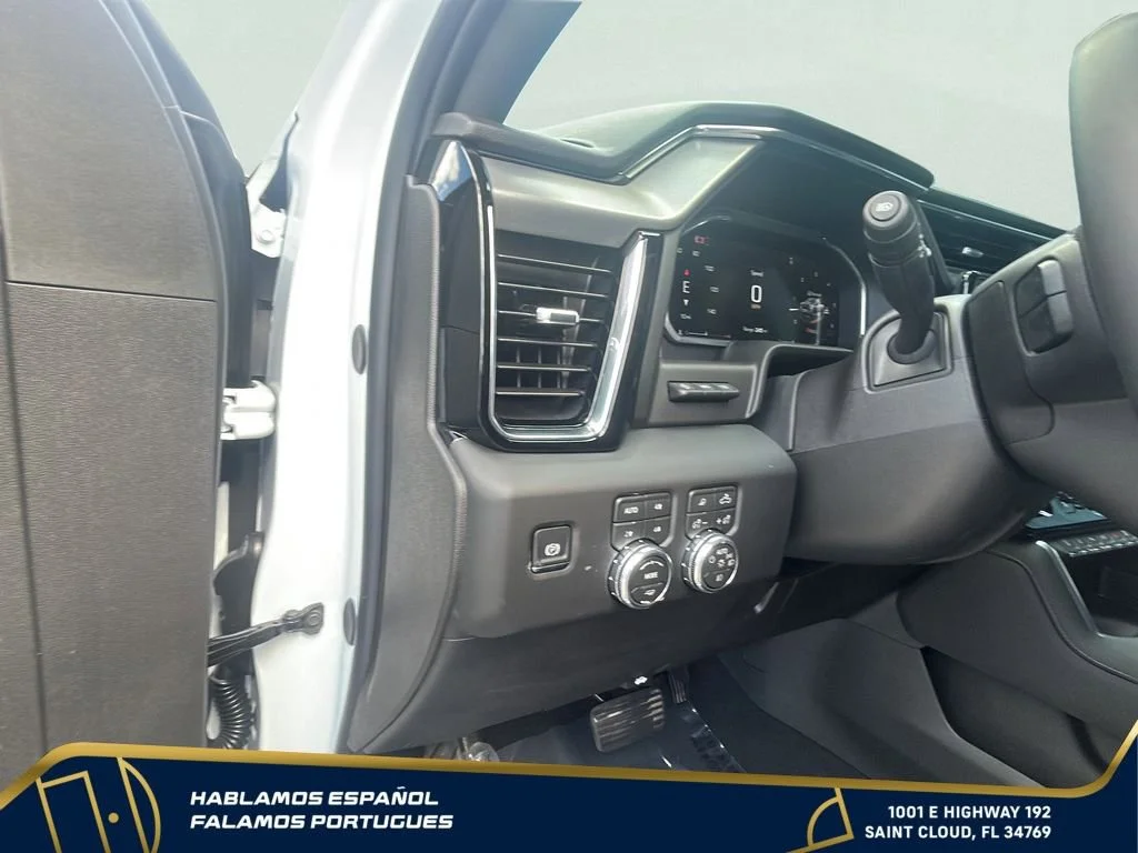 New 2026 Summit White GMC Denali DRW image 32