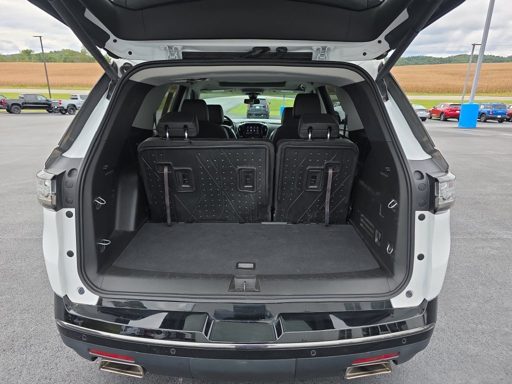 Used 2020 White Chevrolet Premier image 9