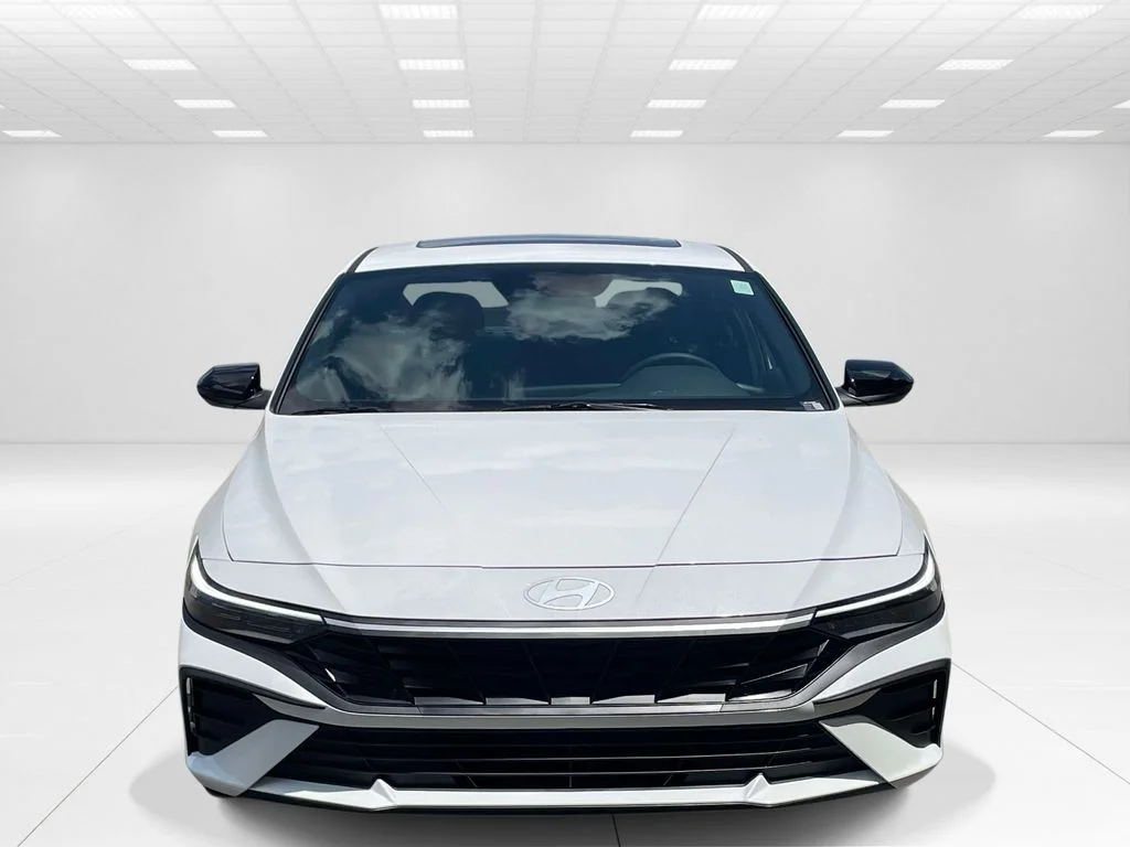 New 2026 White Hyundai SEL Sport image 2