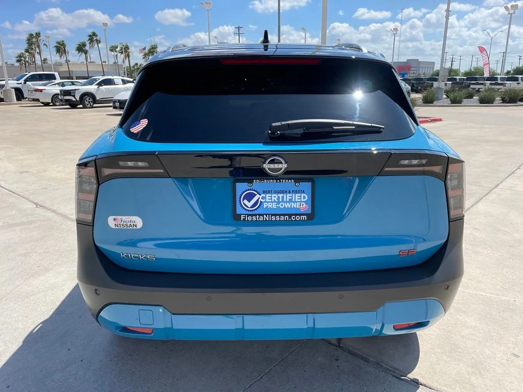 Used 2025 White Nissan SR image 6