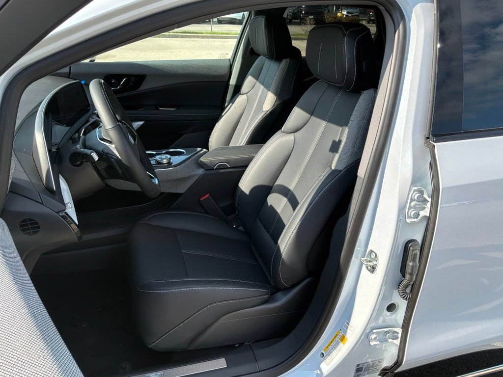 2027 Cadillac OPTIQ Luxury - Photo 21
