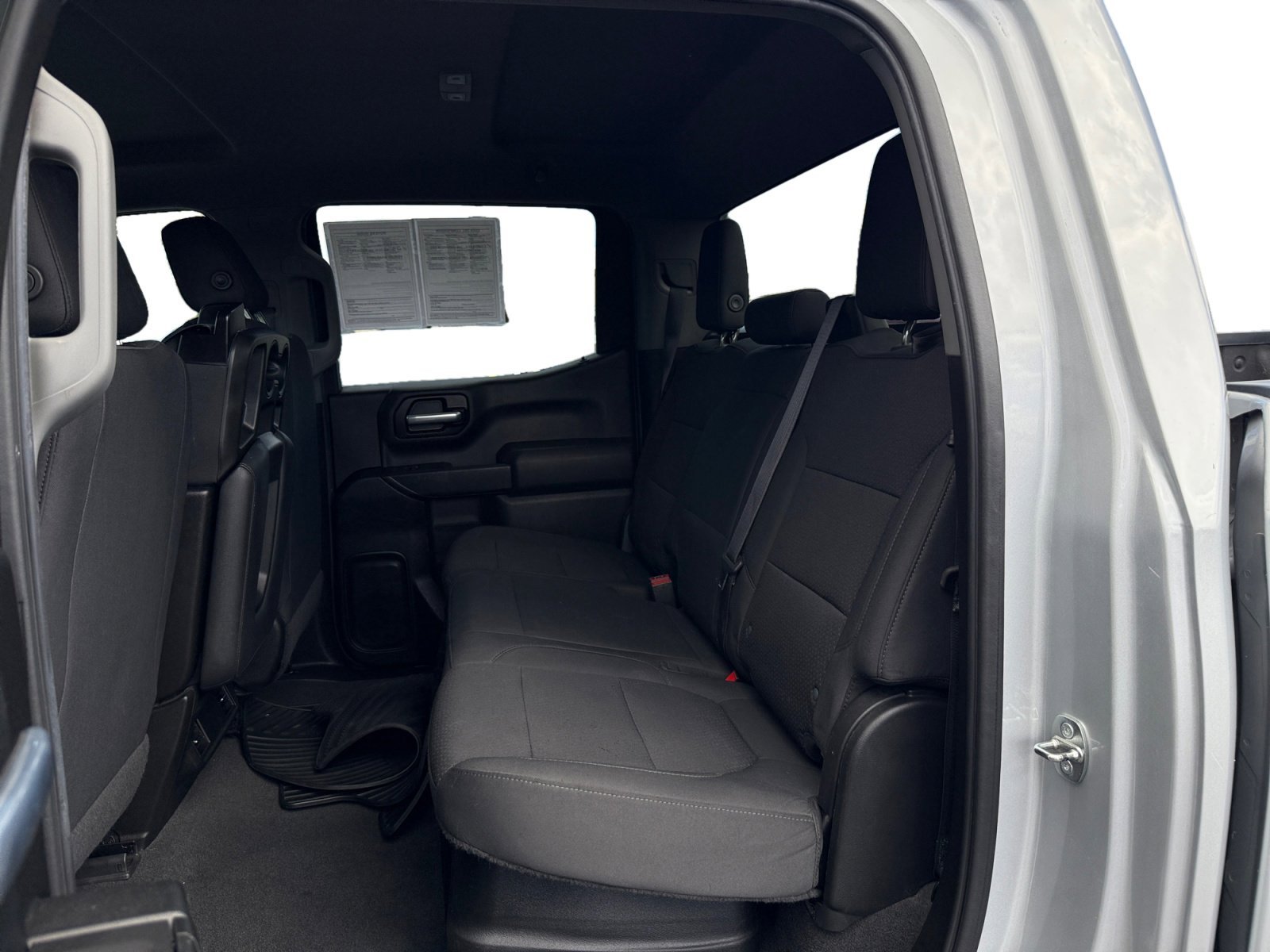 Used 2021 Silver Ice Metallic Chevrolet Custom image 16