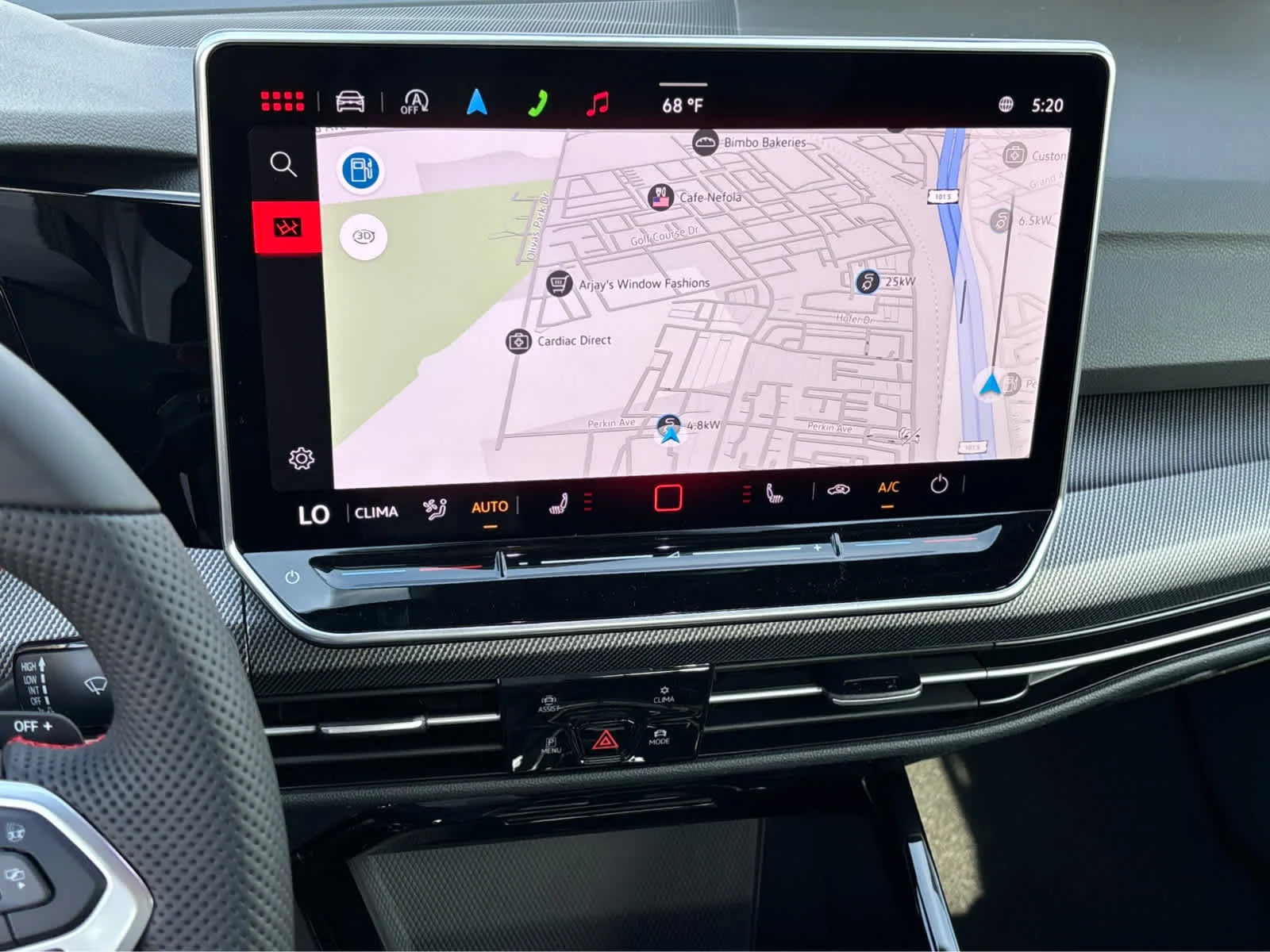 2025 Volkswagen Golf GTI SE - Photo 17
