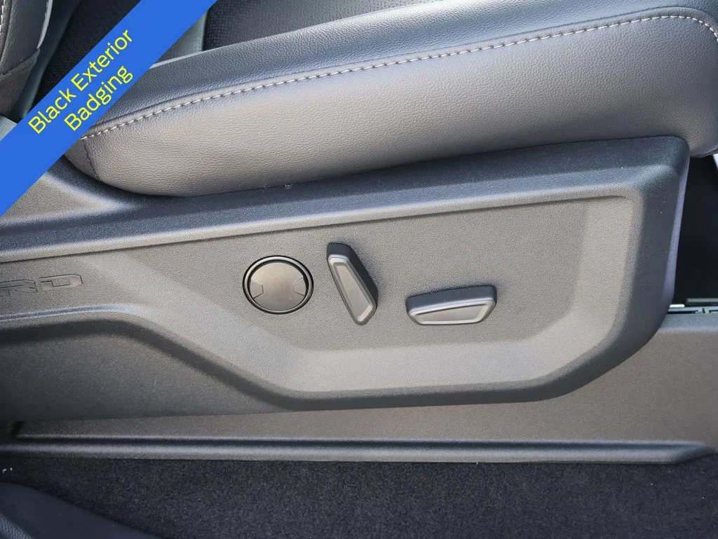 New 2026 Agate Black Metallic Ford Lariat® image 11
