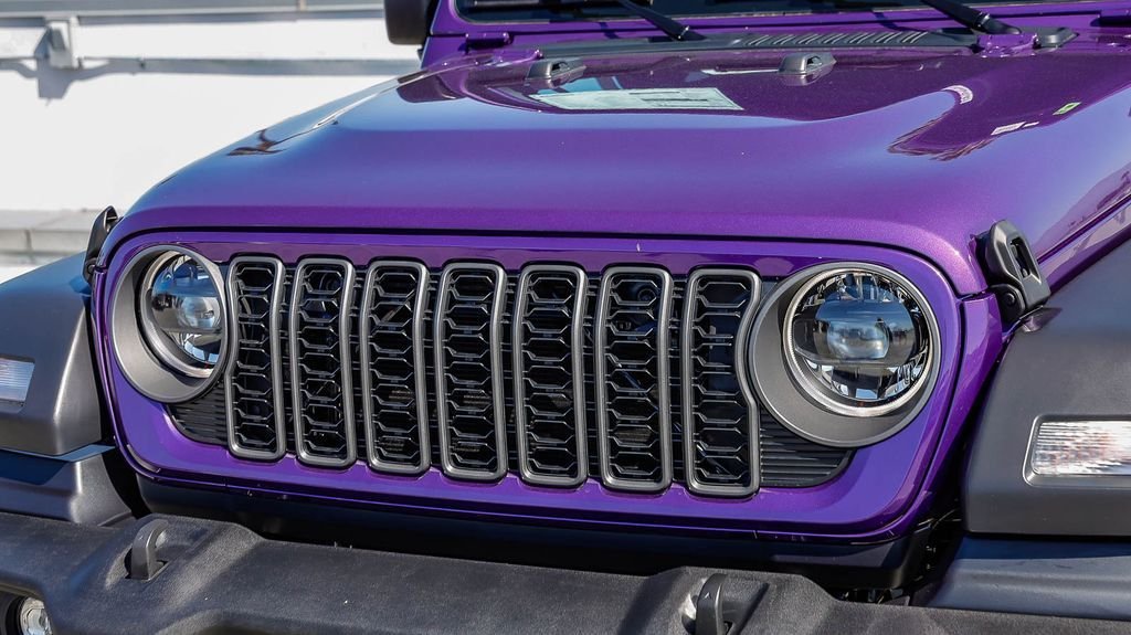 New 2026 Reign Jeep Sport S image 6