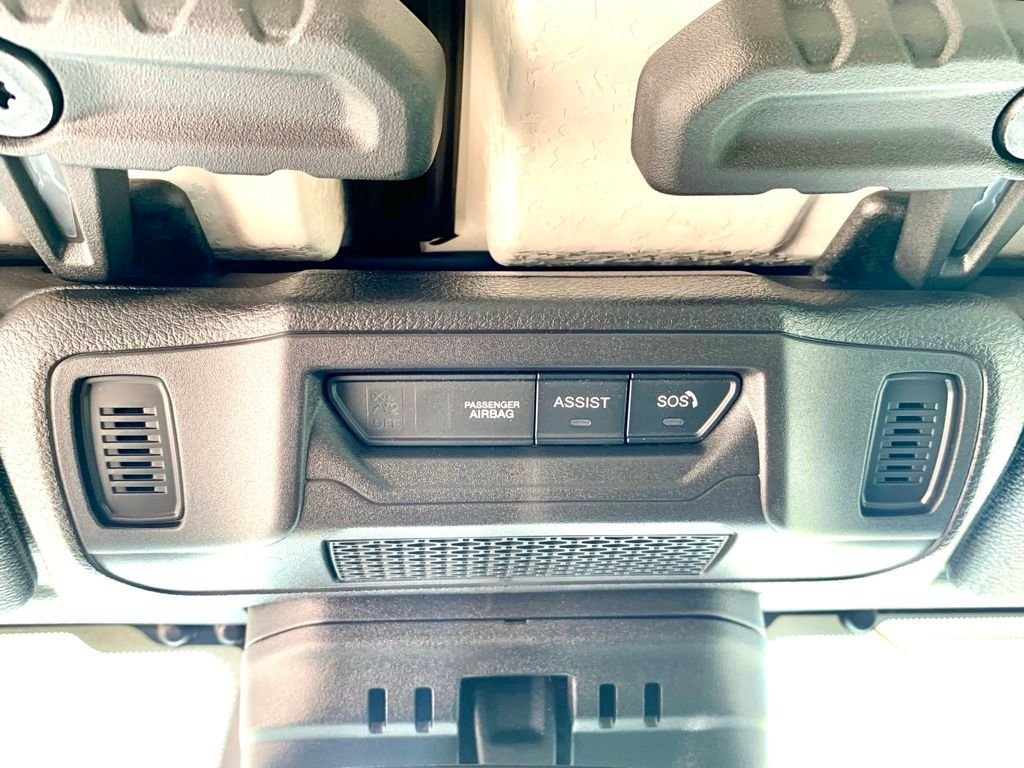 Used 2026 White Jeep Sahara image 40