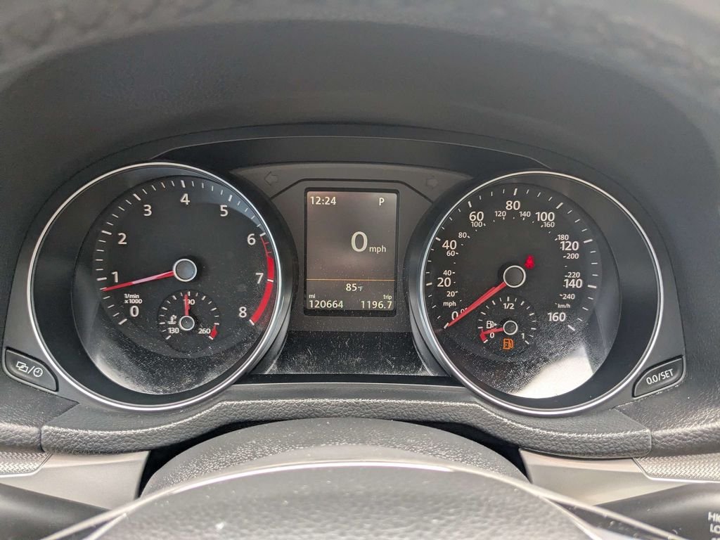 Used 2019 Silver Volkswagen 2.0T Wolfsburg image 29