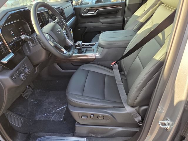 New 2026 Sterling Gray Metallic Chevrolet RST image 6
