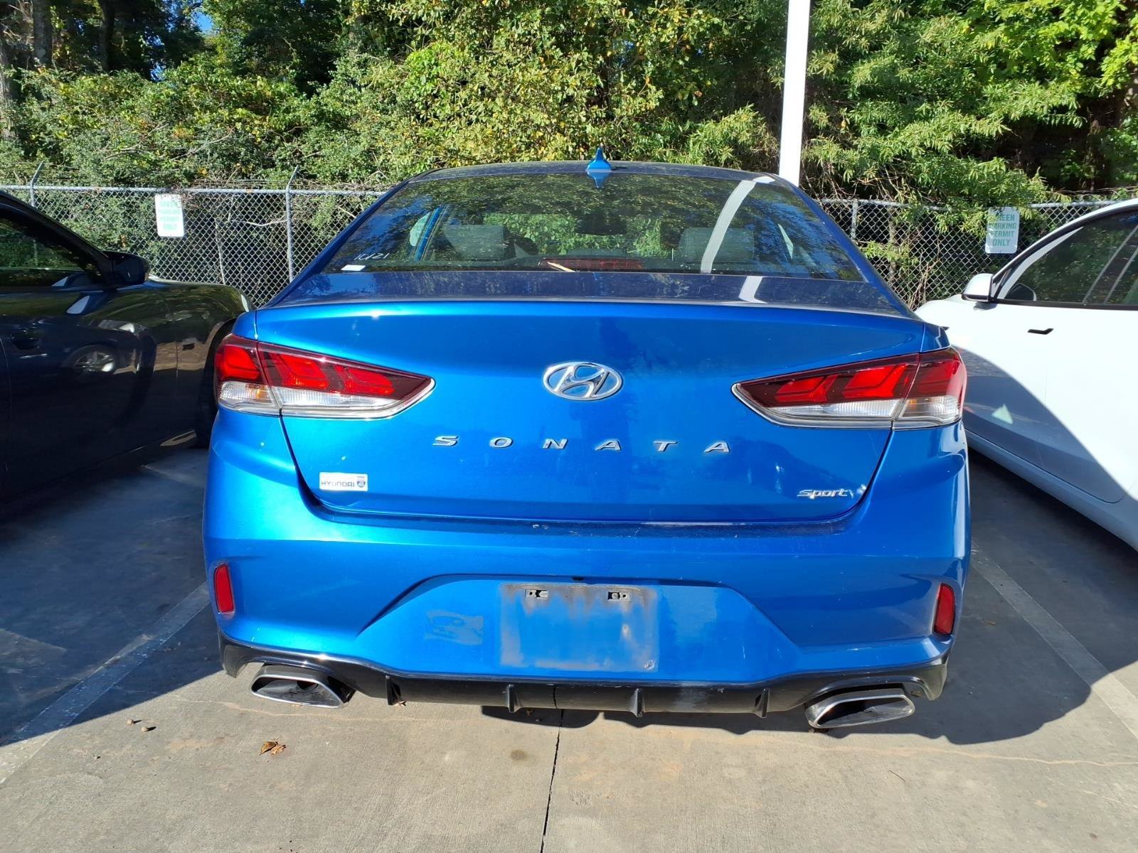 Used 2018 Electric Blue Hyundai Sport image 5