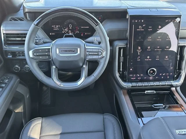 2027 GMC Yukon Denali - Photo 12