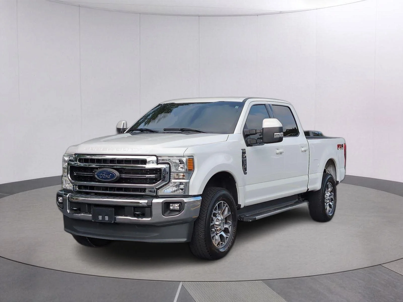 Used 2022 Star White Metallic Tri-Coat Ford Lariat image 1