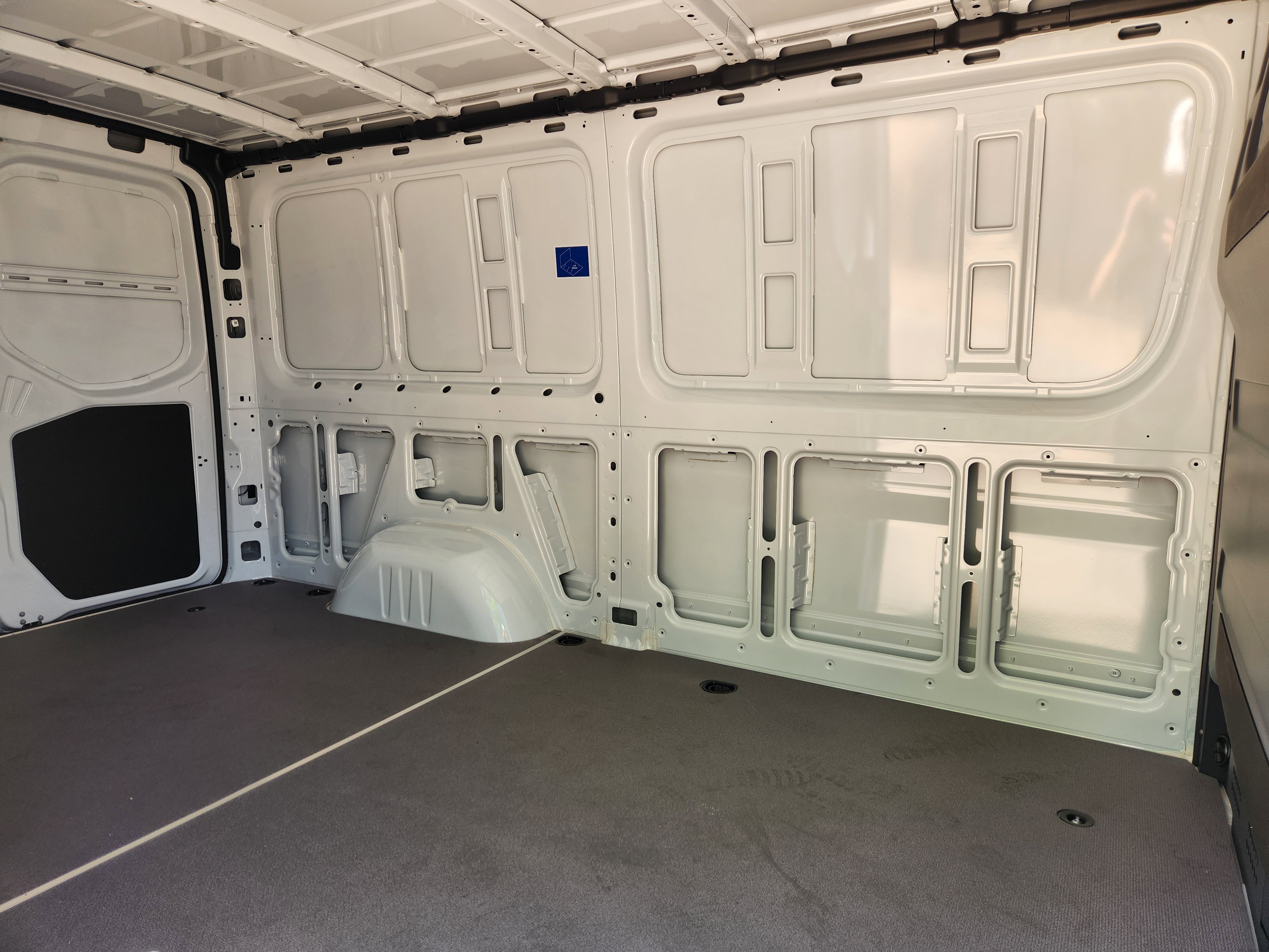 New 2026 Arctic White Mercedes-Benz Cargo 144 WB image 21