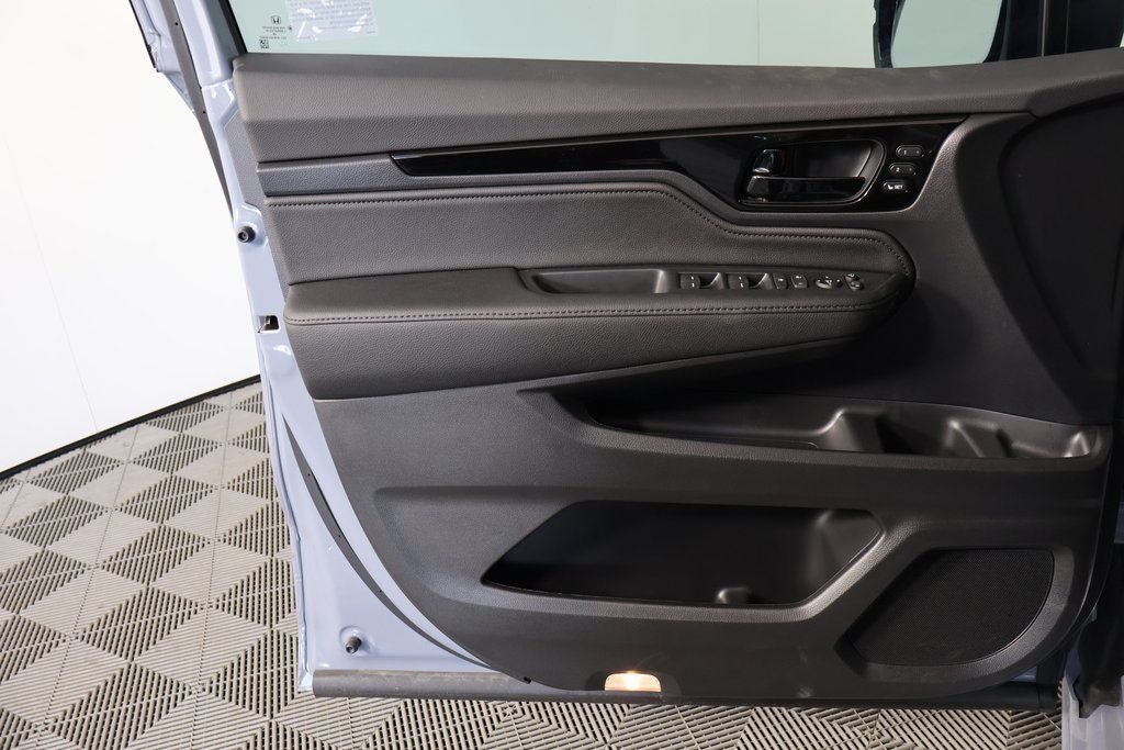 2026 Honda Odyssey Elite - Photo 8