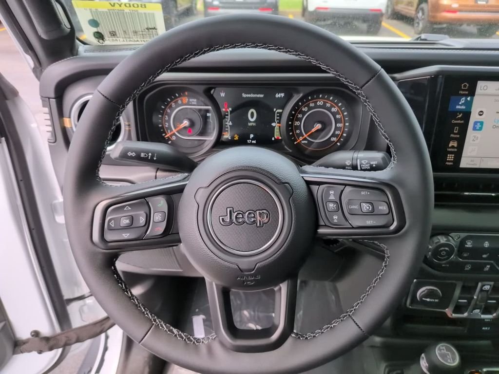 New 2026 Bright White Clear-Coat Exterior Paint Jeep Sahara image 21