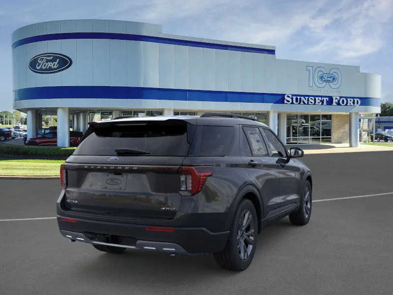 New 2026 Agate Black Metallic Ford Active™ image 8