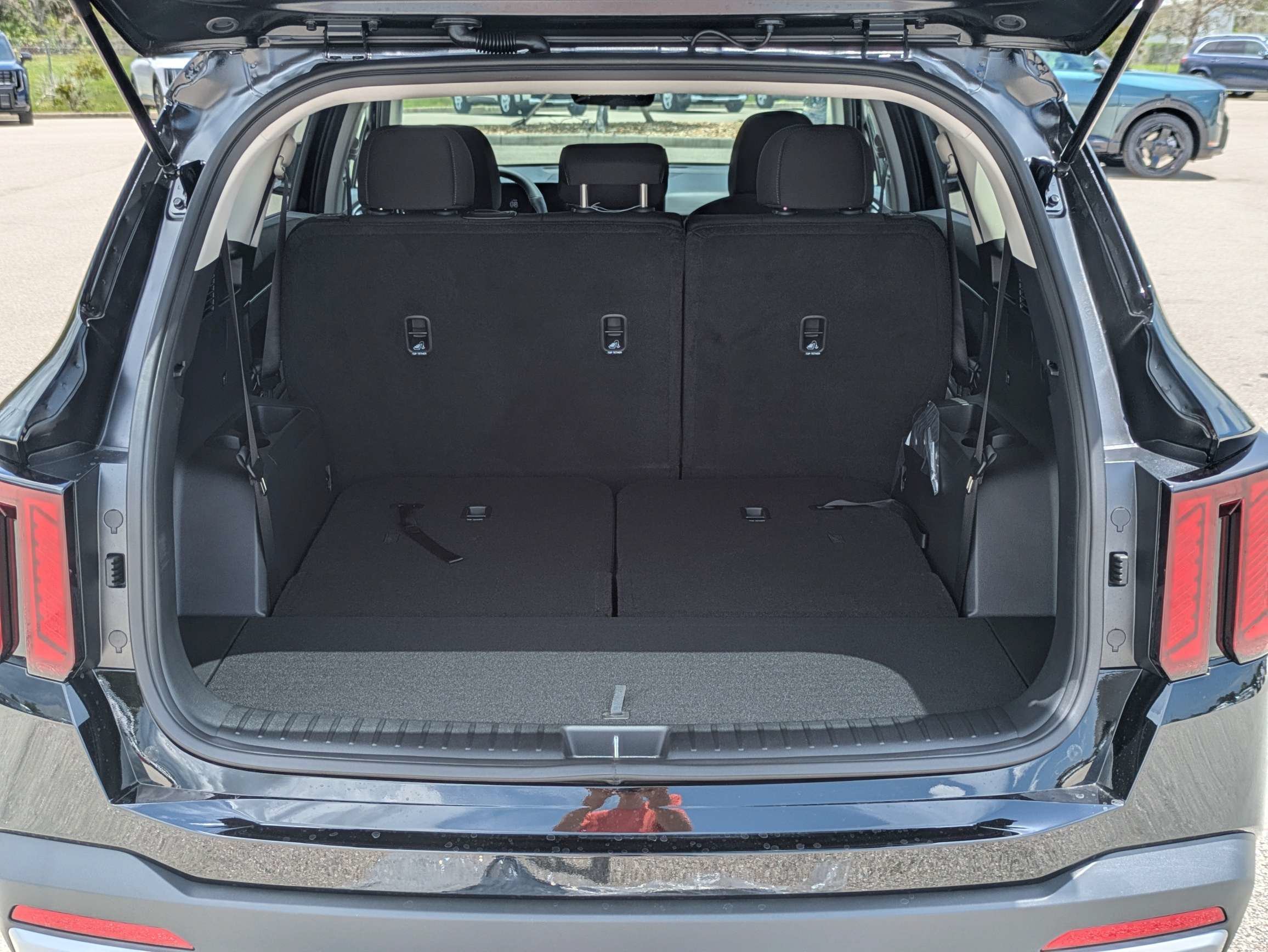 New 2026 Ebony Black Kia LX image 14