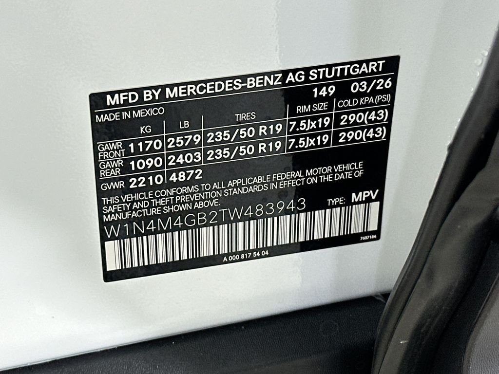 New 2026 Polar White Mercedes-Benz GLB 250 image 32