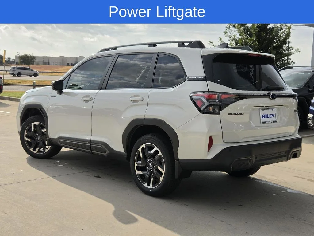 New 2026 CRYSTAL WHITE PEARL Subaru Limited Hybrid image 3